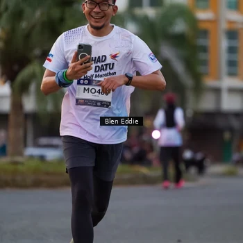 Runner Photo 7821165