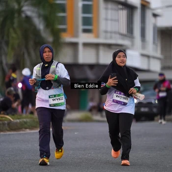 Runner Photo 7821193