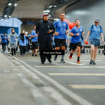 Runner Photo 7821253