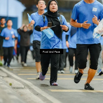 Runner Photo 7821273