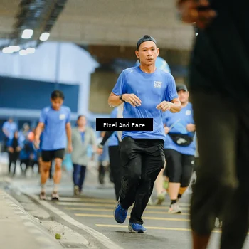 Runner Photo 7821309