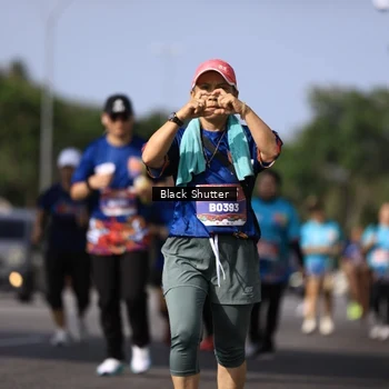 Runner Photo 7821331