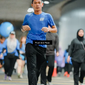 Runner Photo 7821337