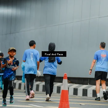 Runner Photo 7821372