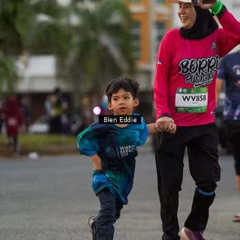 Runner Photo 7821416