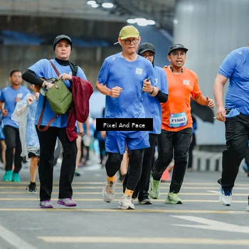 Runner Photo 7821472