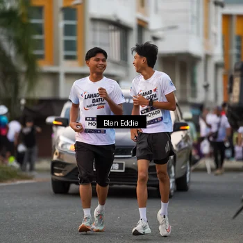 Runner Photo 7821570