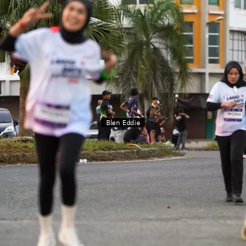 Runner Photo 7821728