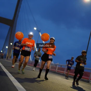 Runner Photo 782175