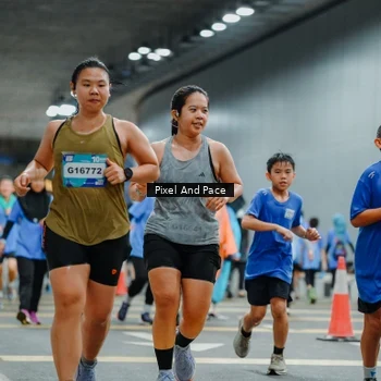 Runner Photo 7821843