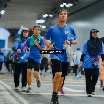 Runner Photo 7821868