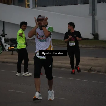 Runner Photo 7821876