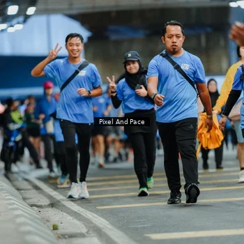 Runner Photo 7822025