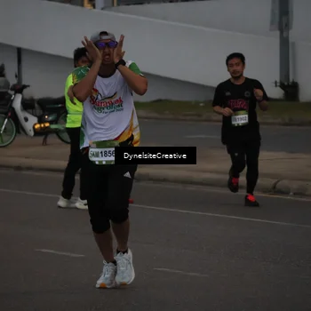 Runner Photo 7822029