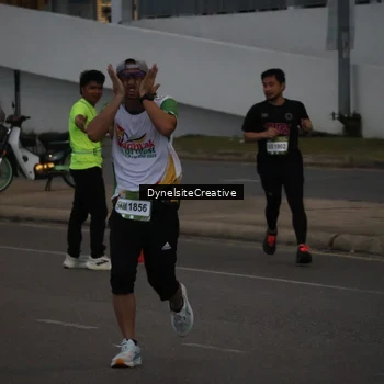 Runner Photo 7822049