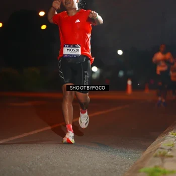 Runner Photo 7822064