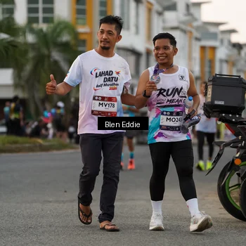 Runner Photo 7822411