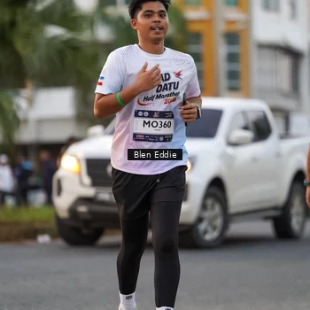 Runner Photo 7822692