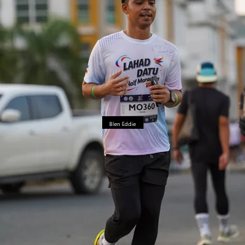 Runner Photo 7822697