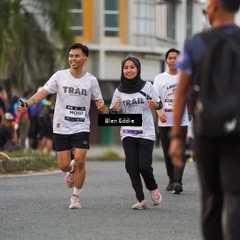 Runner Photo 7822845