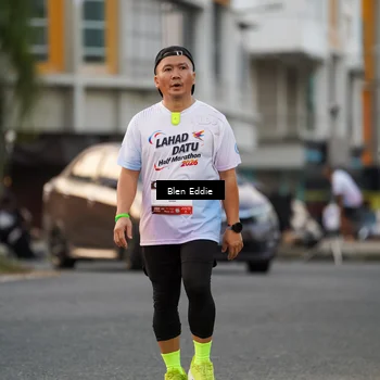 Runner Photo 7823002