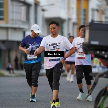 Runner Photo 7823009