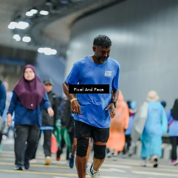 Runner Photo 7823013
