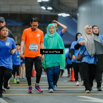 Runner Photo 7823091