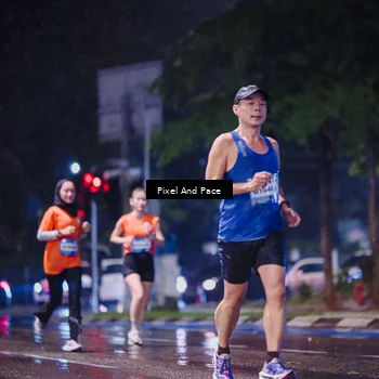 Runner Photo 7823103