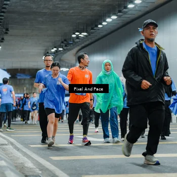Runner Photo 7823106