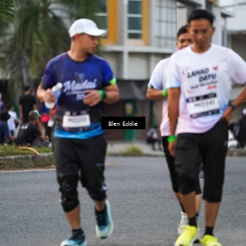 Runner Photo 7823114