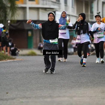 Runner Photo 7823140