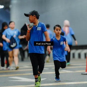 Runner Photo 7823150