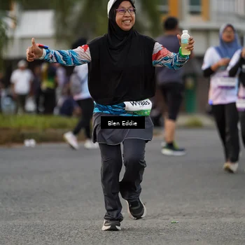 Runner Photo 7823165
