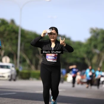Runner Photo 7823168