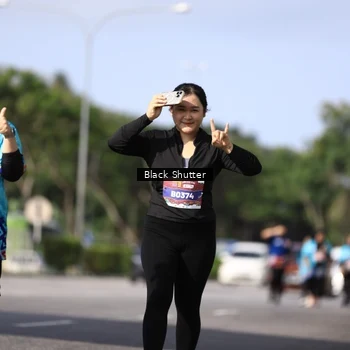 Runner Photo 7823180