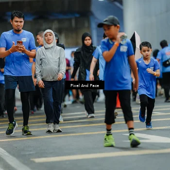 Runner Photo 7823190
