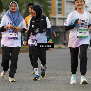 Runner Photo 7823198