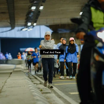 Runner Photo 7823211