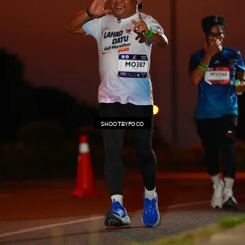 Runner Photo 7823259