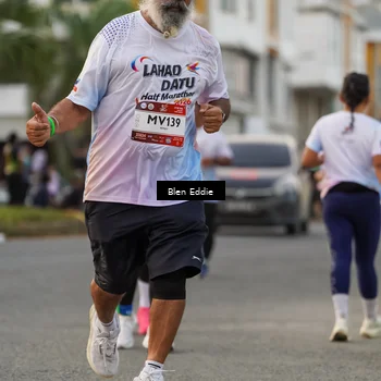 Runner Photo 7823333