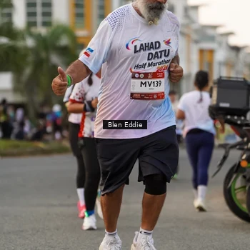 Runner Photo 7823338