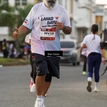 Runner Photo 7823341