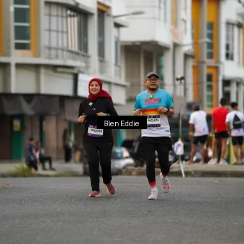 Runner Photo 7823375