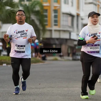 Runner Photo 7823391