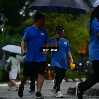 Runner Photo 7823443