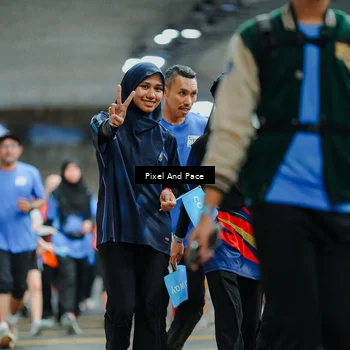 Runner Photo 7823464