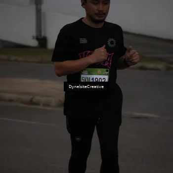 Runner Photo 7823522