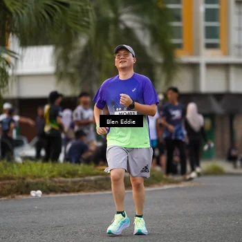 Runner Photo 7823532