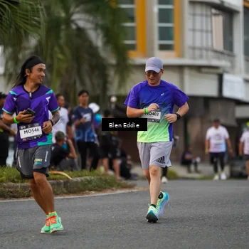 Runner Photo 7823567